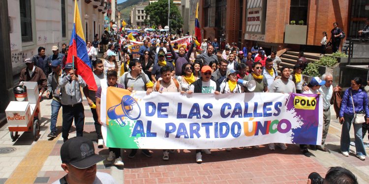 EN PASTO, SINDICALISTAS, ALGUNOS INFORMALES, ESTUDIANTES, PARTIDOS AFINES, MARCHARON EN APOYO AL PRESIDENTE PETRO